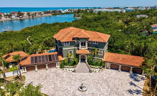 House in Largo, Florida, United States 1