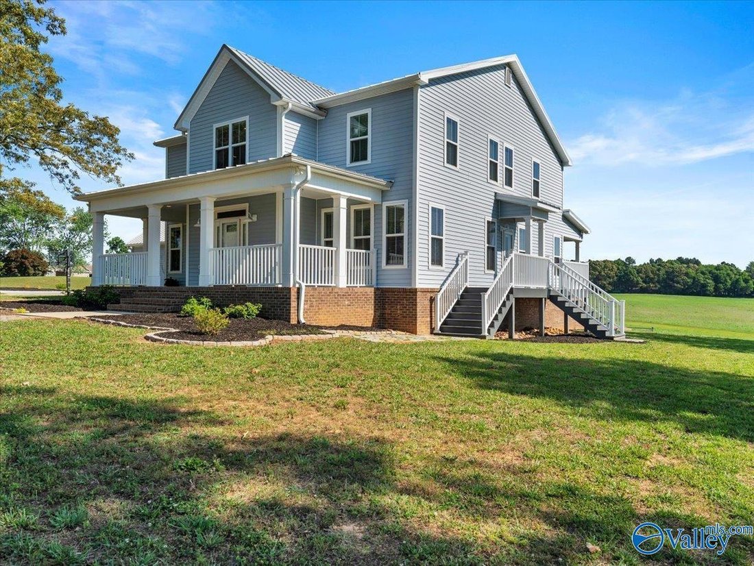 House in Athens, Alabama, United States 1 - 17966247