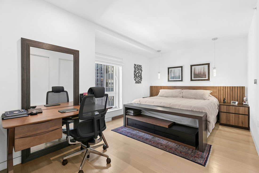 New York, New York, United States 5 - 17967134
