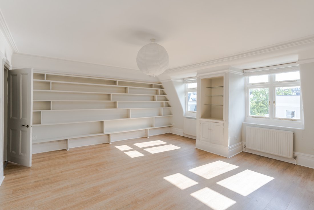 Apartment in Holland Park, Kensington And Chelsea, England 4 - 17966291
