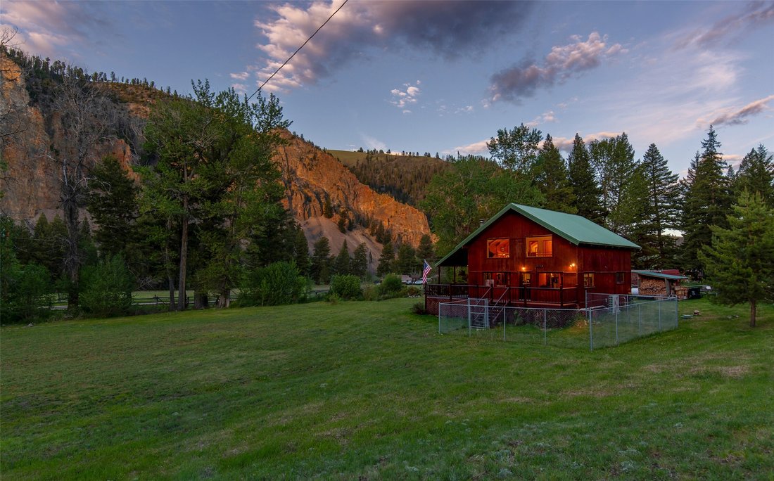House in Philipsburg, Montana, United States 2 - 17970010