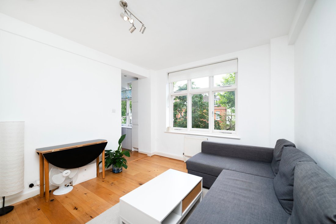 Apartment in St John's Wood, Westminster, England 4 - 17965901