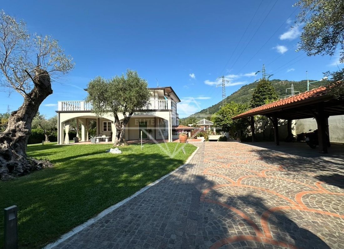 Villa in Stadium - Sant'Antonio - Marasio, Marina di Carrara, Tuscany 1 - 17969895