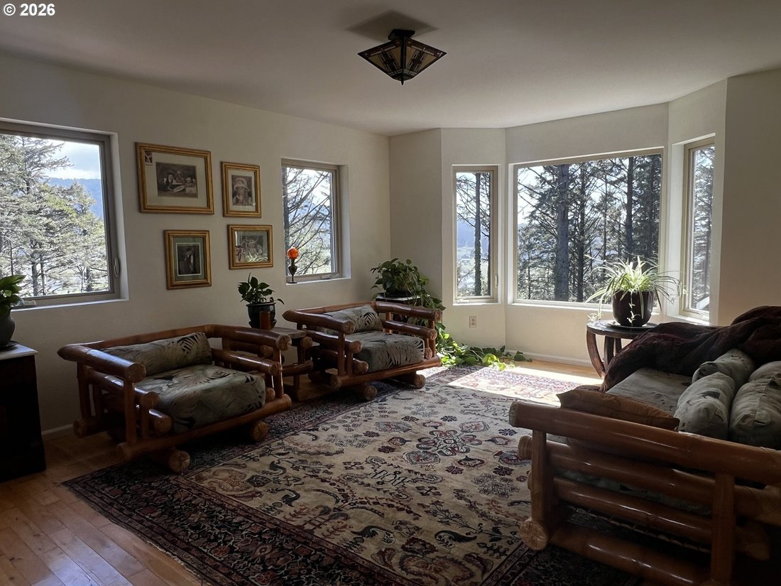 House in Gold Beach, Oregon, United States 4 - 17967975