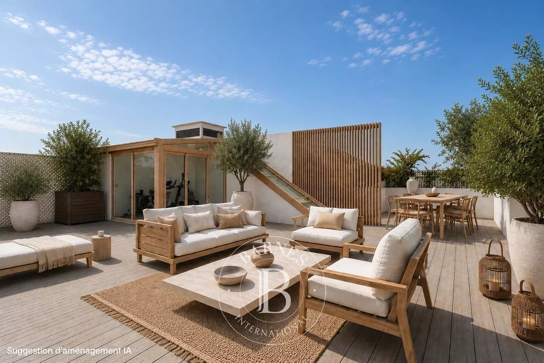Apartment in Villiers-L. Michel, Levallois-Perret, France 1 - 16613734
