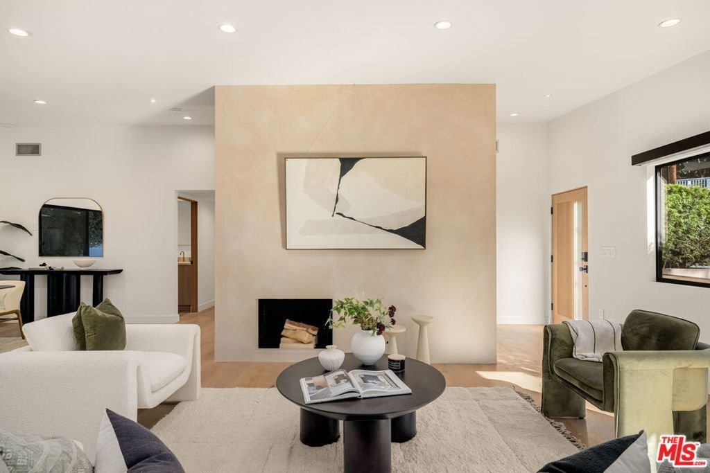 House in Los Angeles, California, United States 5 - 17968940