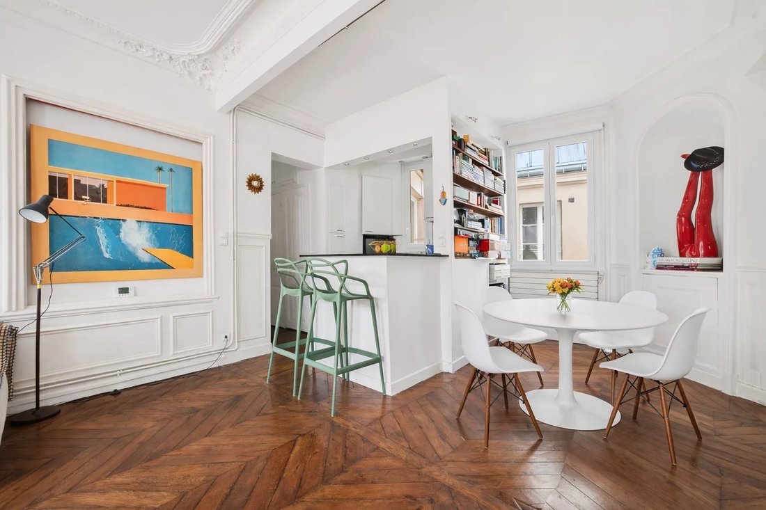 Apartment in Elysées-Madeleine, Paris 8e Arrondissement, Paris 4 - 17965788