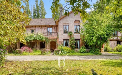 House in Saint Jean-Les Hayes Melines, Louviers, France 1