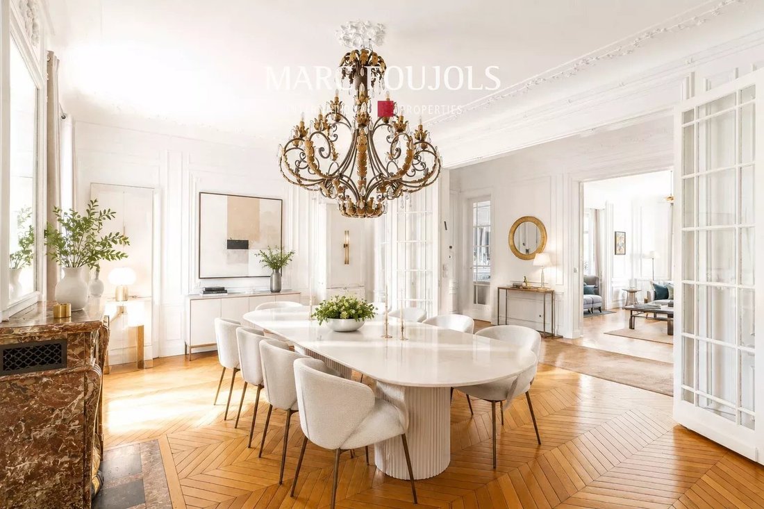 Apartment in Muette Nord, Paris 16e Arrondissement, Paris 2 - 17967402