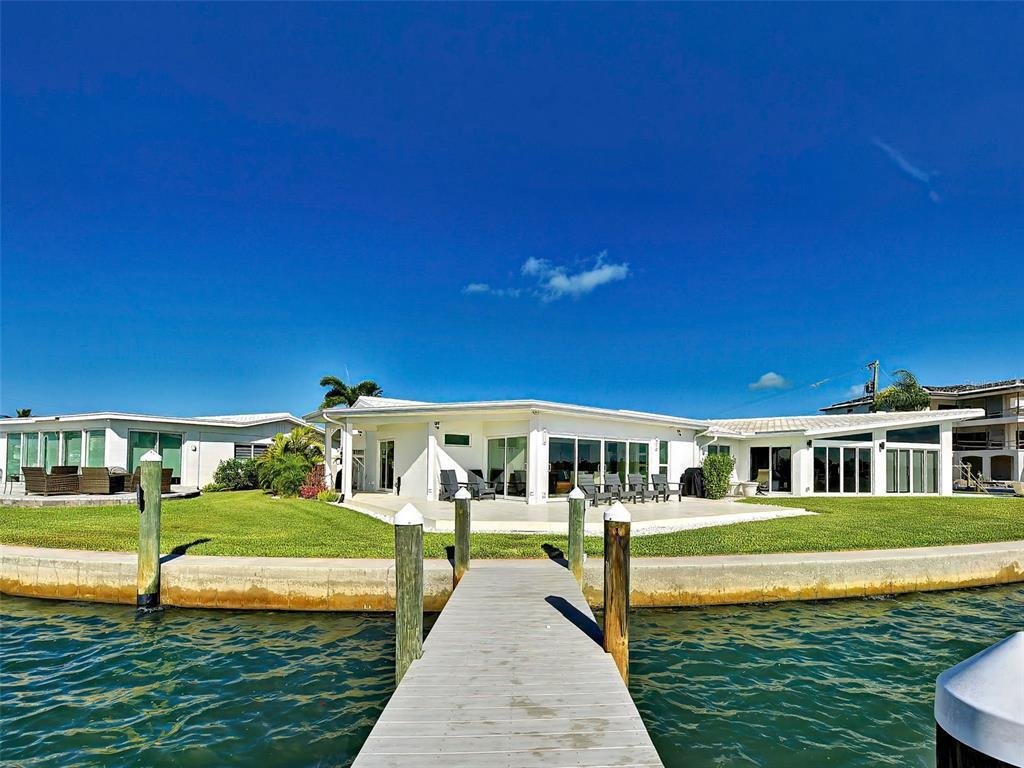 Venice, Florida, United States 1 - 17970253