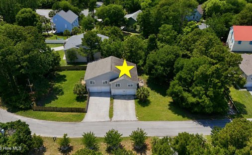 Townhouse in Emerald Isle, North Carolina, United States 1