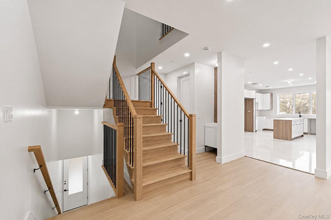 Condo in Airmont, New York, United States 4 - 17967716