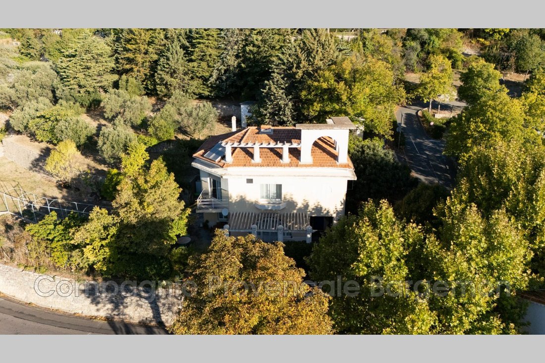 Villa in Bargemon, Provence-Alpes-Côte d'Azur, France 1 - 17849967
