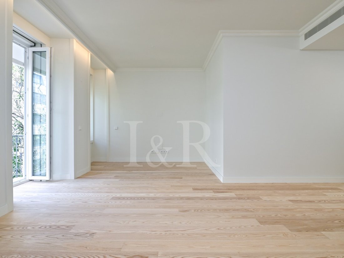 Apartment in Arroios, Lisbon, Portugal 4 - 15126085