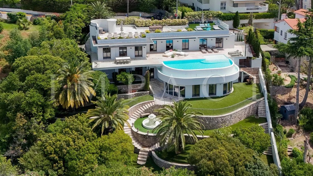 Villa in Cannes, Provence-Alpes-Côte d'Azur, France 1 - 17829192