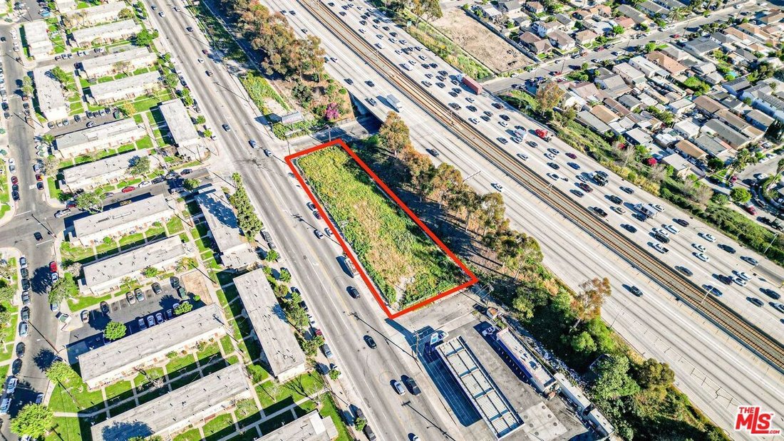 Land in Los Angeles, California, United States 3 - 17970527