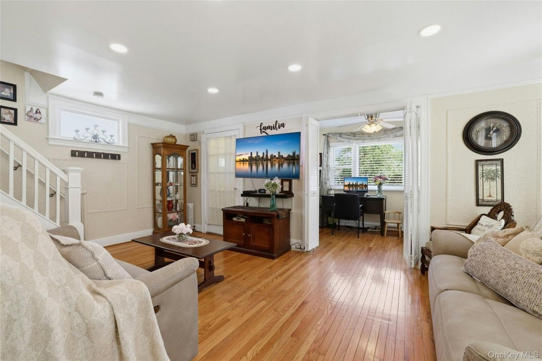 House in New York, New York, United States 5 - 17971273