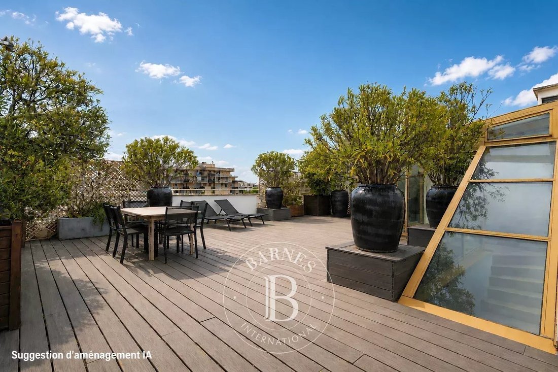 Apartment in Villiers-L. Michel, Levallois-Perret, France 3 - 16613734
