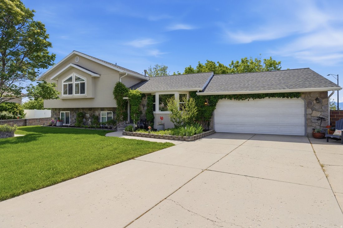 House in Sandy, Utah, United States 1 - 17399162