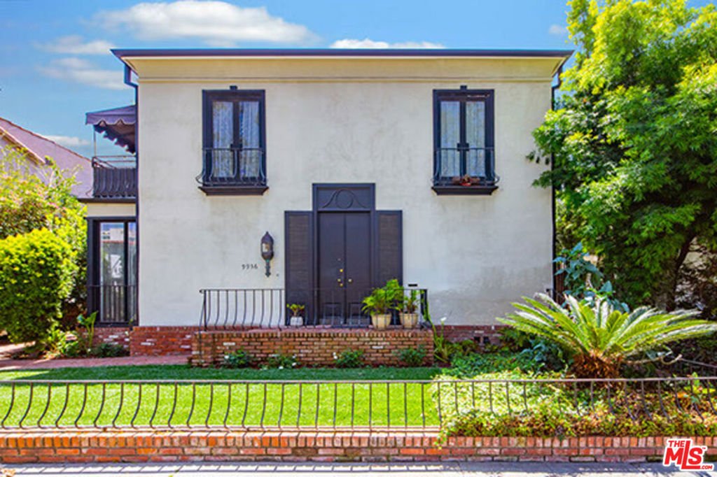 Beverly Hills, California, United States 2 - 17968947