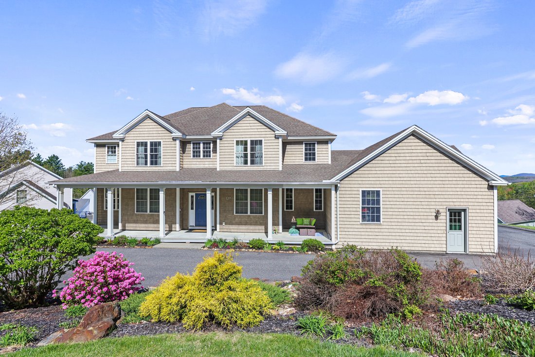 House in Dalton, Massachusetts, United States 2 - 17175027