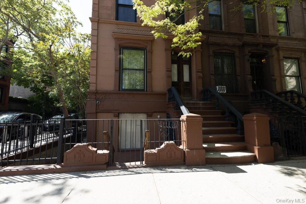 House in New York, New York, United States 1 - 17969023