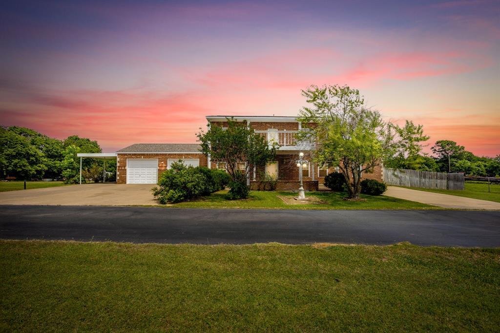 House in Joshua, Texas, United States 1 - 17969652