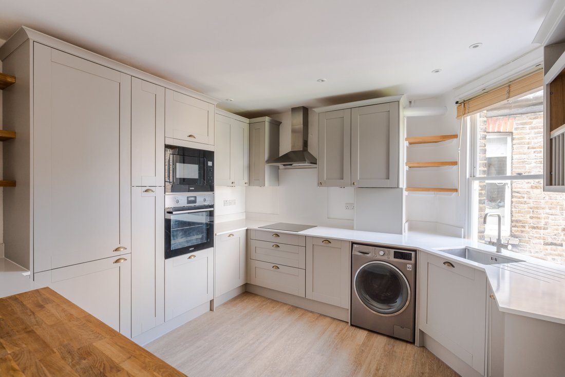 Apartment in Holland Park, Kensington And Chelsea, England 5 - 17966291