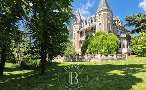 Tenuta a Châtel-Guyon, Alvernia-Rodano-Alpi, Francia 1
