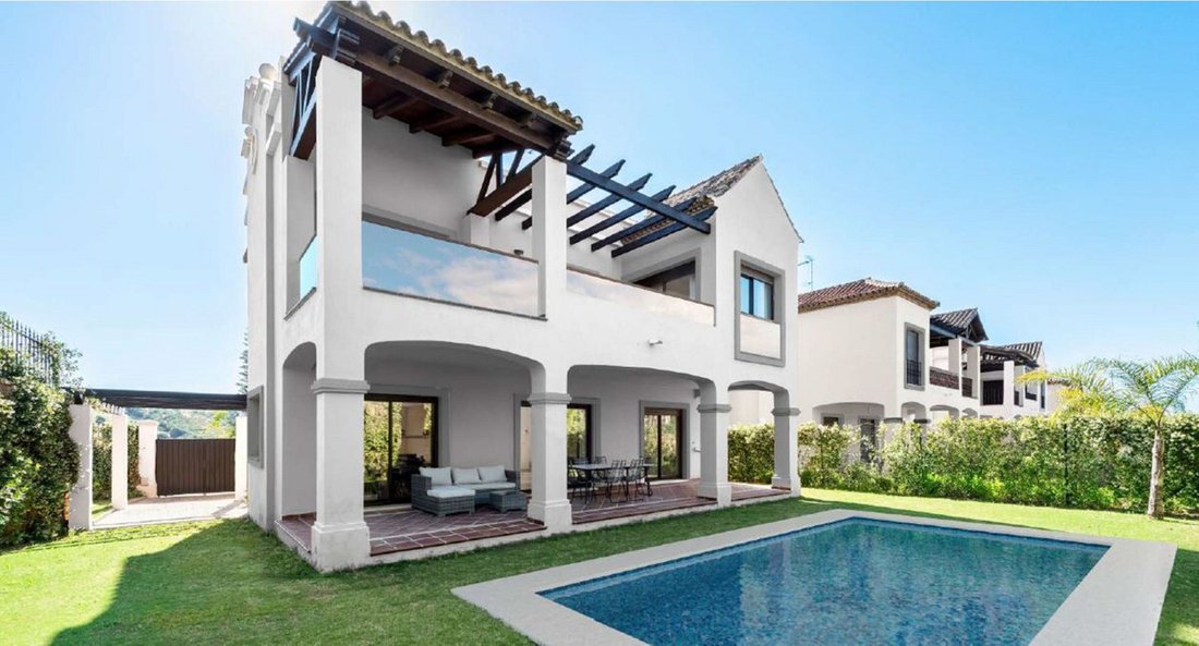 Villa in Estepona, Andalusia, Spain 2 - 17967369