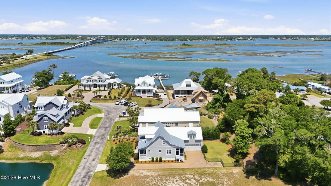 House in Emerald Isle, North Carolina, United States 4 - 17966410