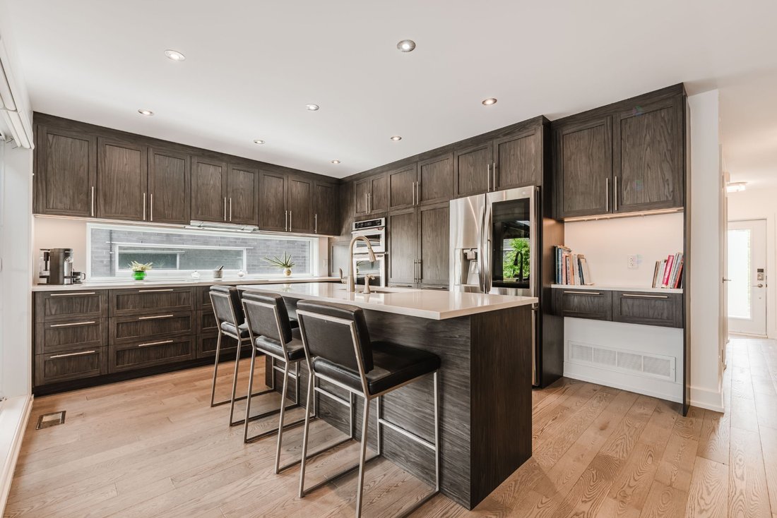 House in La Prairie, Quebec, Canada 4 - 17970109