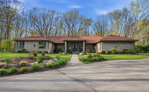 House in Highland Charter Township, Michigan, United States 1