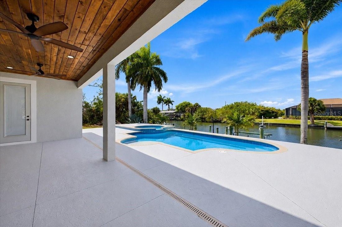 House in Port Charlotte, Florida, United States 2 - 17968735