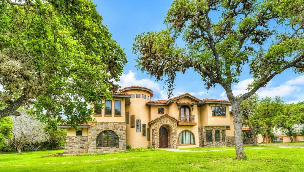 House in Concan, Texas, United States 1 - 17965817