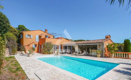 Villa in Saint-Paul-de-Vence, Provence-Alpes-Côte d'Azur, France 1