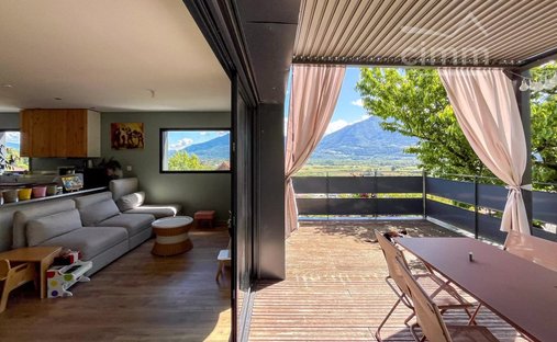 House in Le Touvet, Auvergne-Rhône-Alpes, France 1