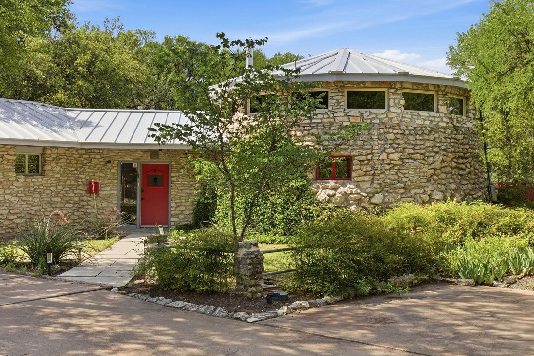 House in Austin, Texas, United States 2 - 17966023