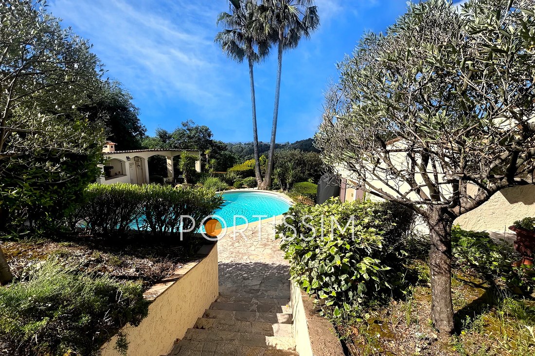 Villa in Nord, La Gaude, France 4 - 17966922