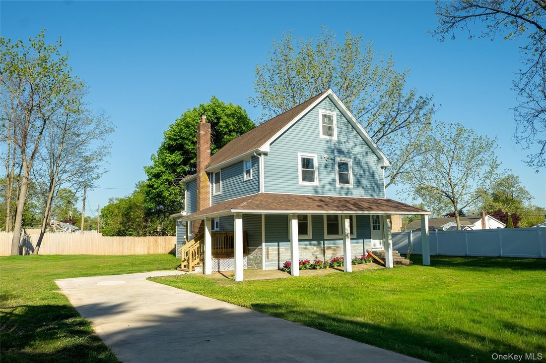 Casa en Lake Ronkonkoma, Nueva York, Estados Unidos 1 - 17972291