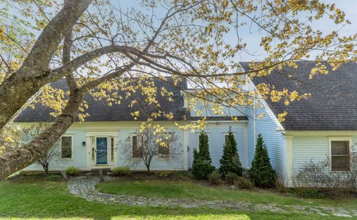 House in Waterbury Center, Vermont, United States 1