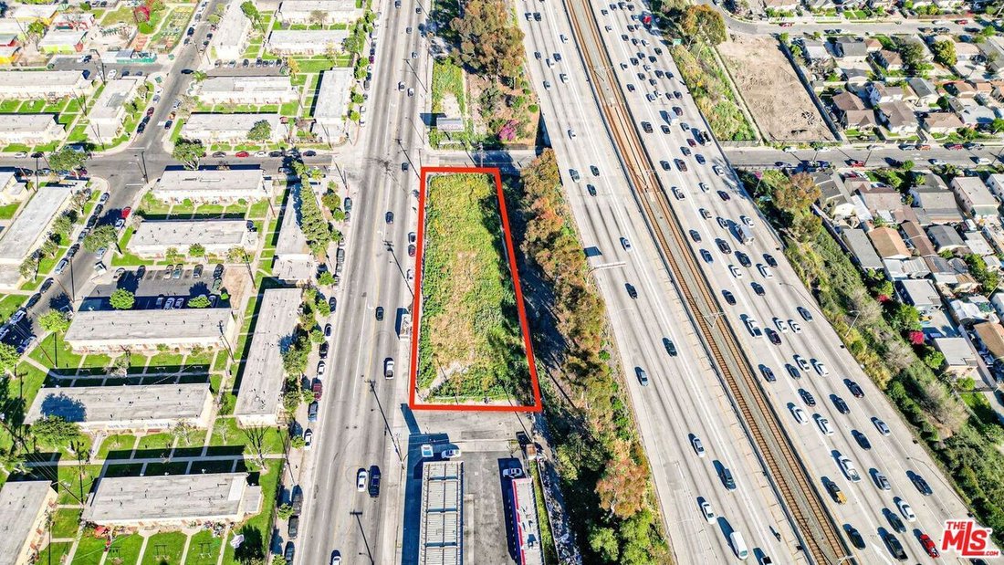 Land in Los Angeles, California, United States 4 - 17970527