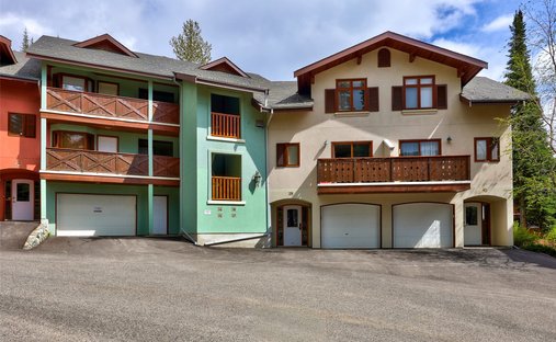 Apartment in Sun Peaks, British Columbia, Canada 1