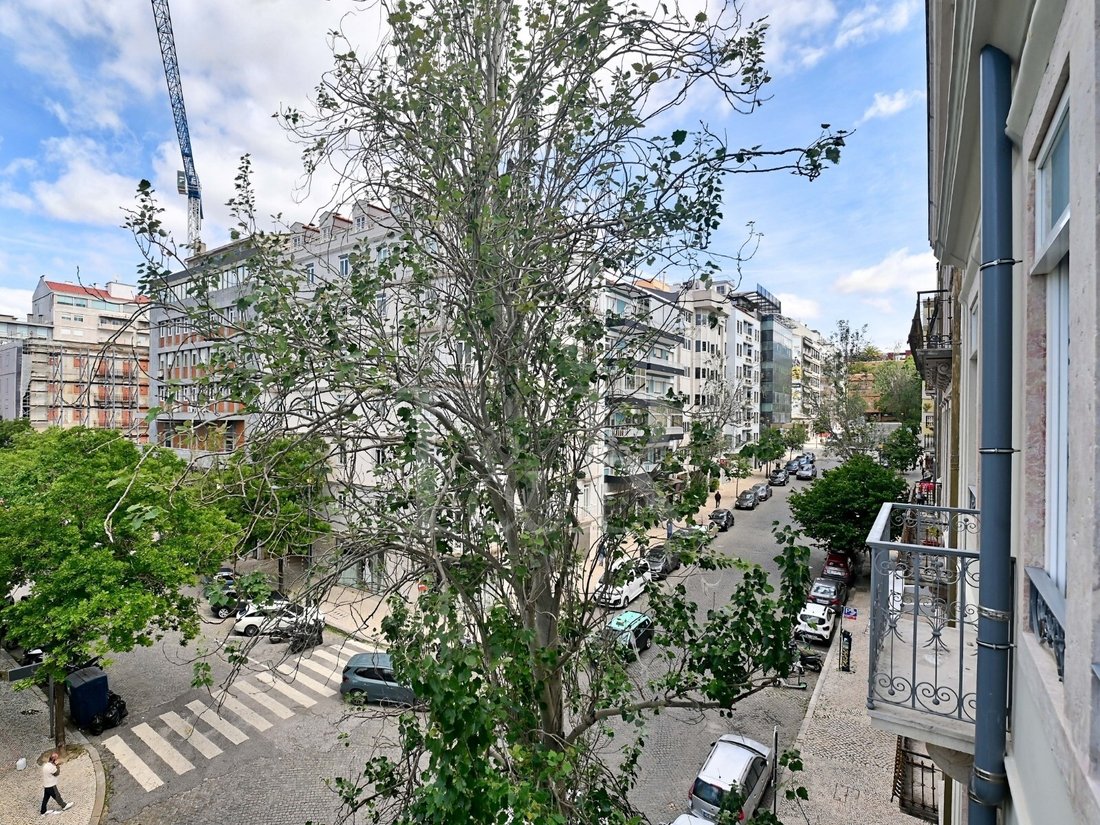 Apartment in Arroios, Lisbon, Portugal 5 - 15126086