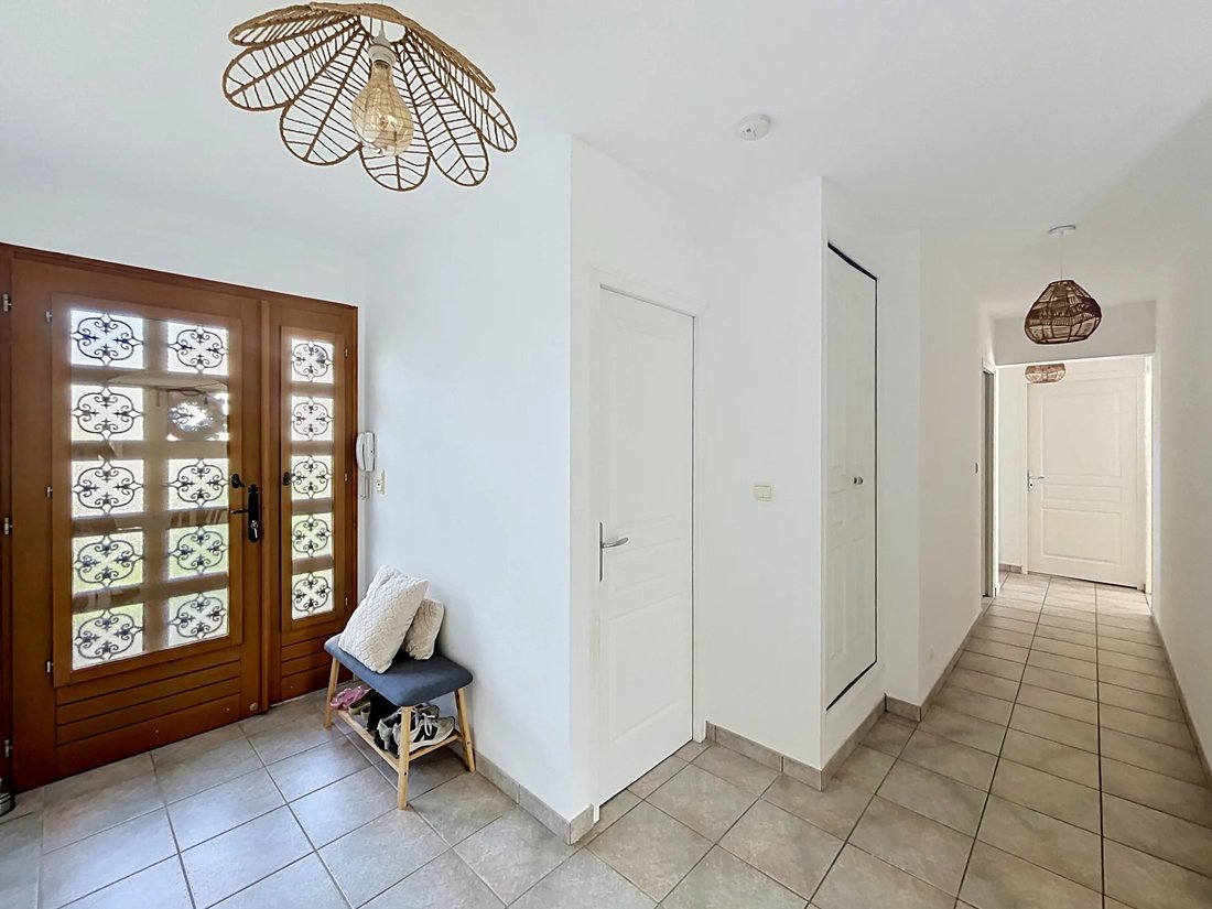 House in Evian-les-Bains, Auvergne-Rhône-Alpes, France 3 - 17907815