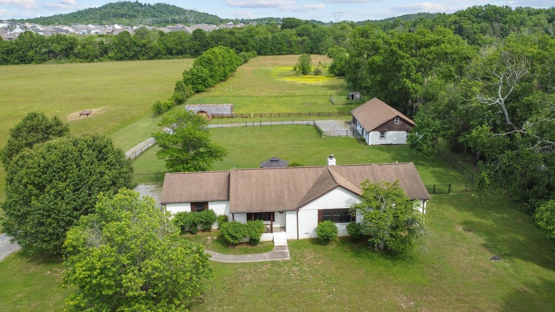 House in Gallatin, Tennessee, United States 1 - 17966117