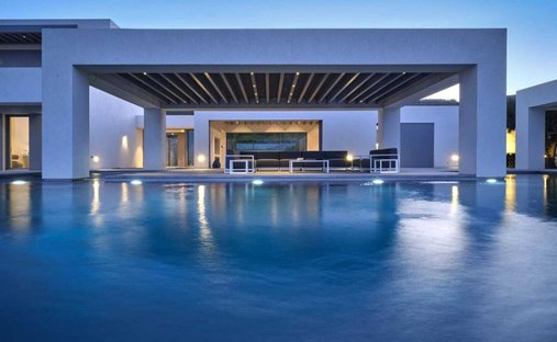 Villa in Antiparos, Montenegro 1