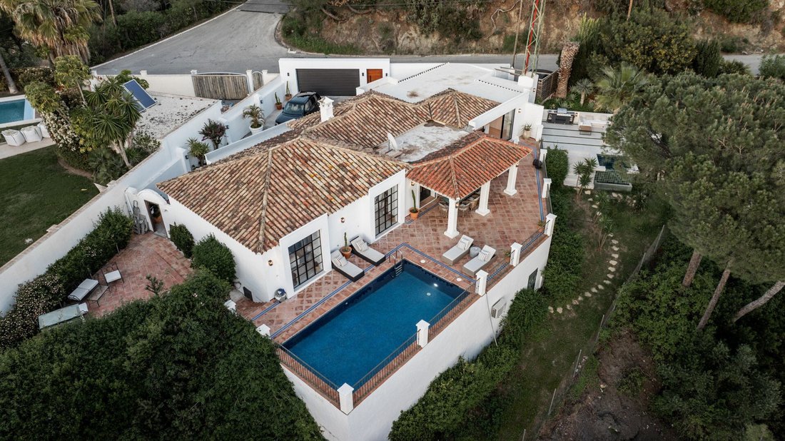 Villa in Benahavis, Andalusia, Spain 3 - 17972660