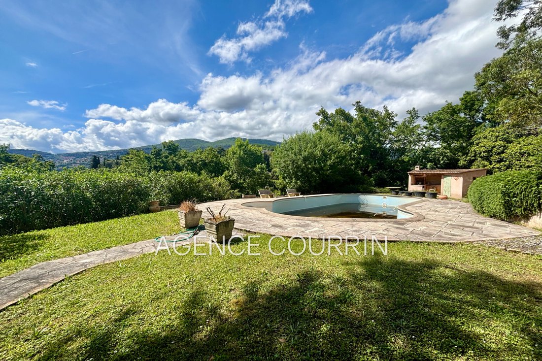 Villa in Grasse, Provence-Alpes-Côte d'Azur, France 3 - 17966910