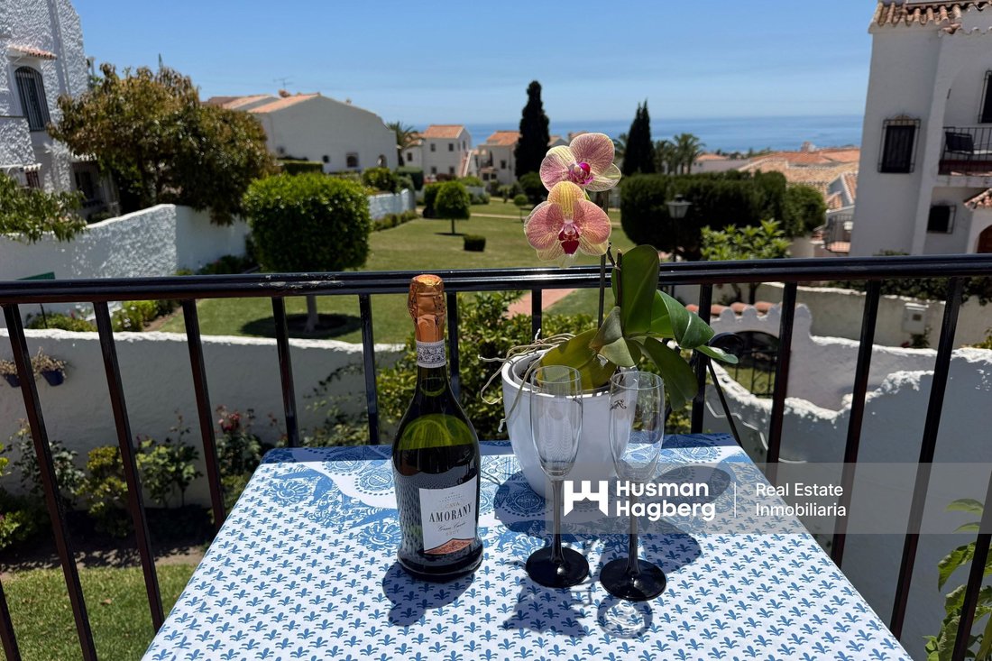 Townhouse in Nerja, Andalusia, Spain 2 - 17947505